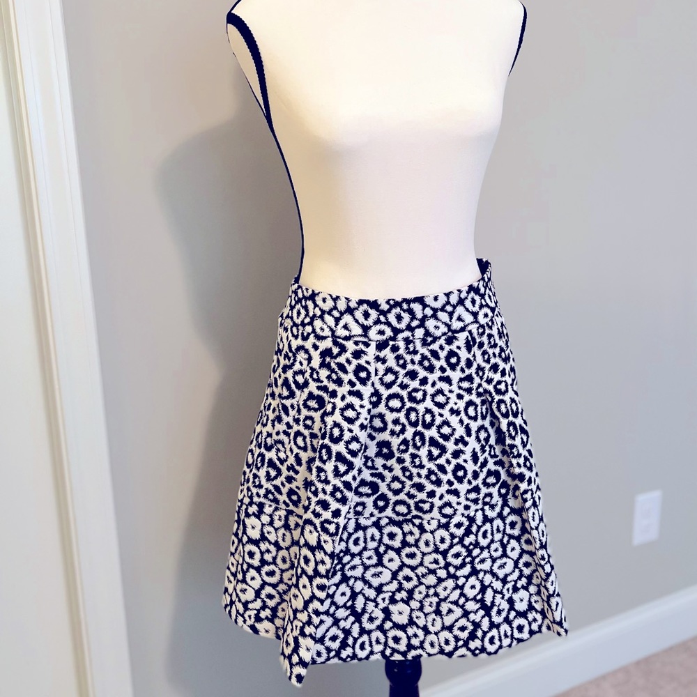Banana Republic leopard print skirt